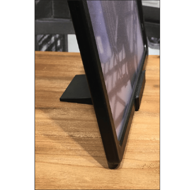 Bordholder i plast. B 6 x D 7,5 cm, skilteholder, til plastrammer, MØRKEGRÅ