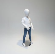 Barnsmannekäng, H108 cm 4–5 år med huvud. Vit