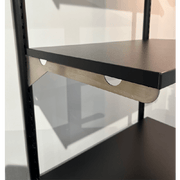 Hyldkonsol - vänster. 37 cm. borstad satin. B-MT