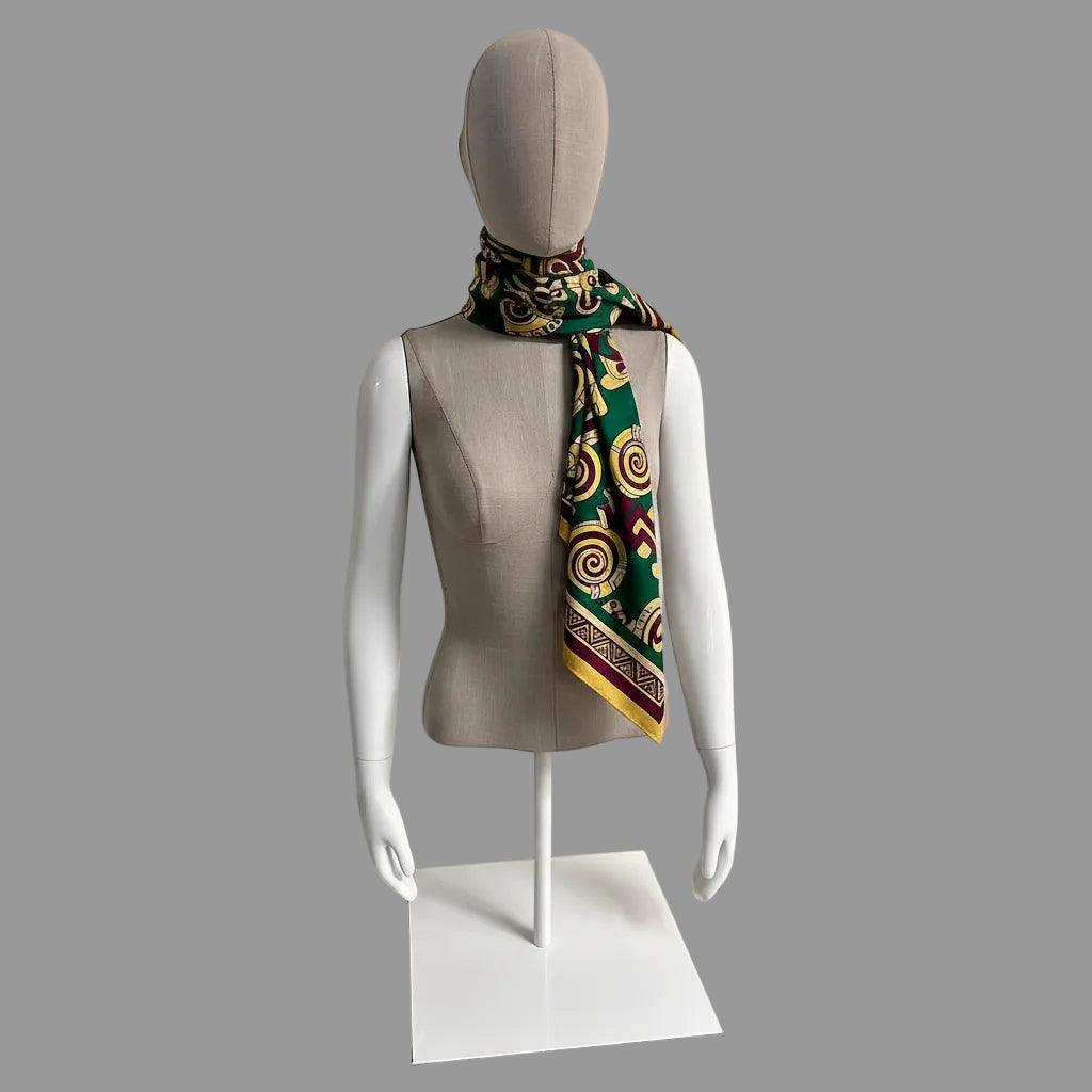 Kort dame torso overdel til borddisplay